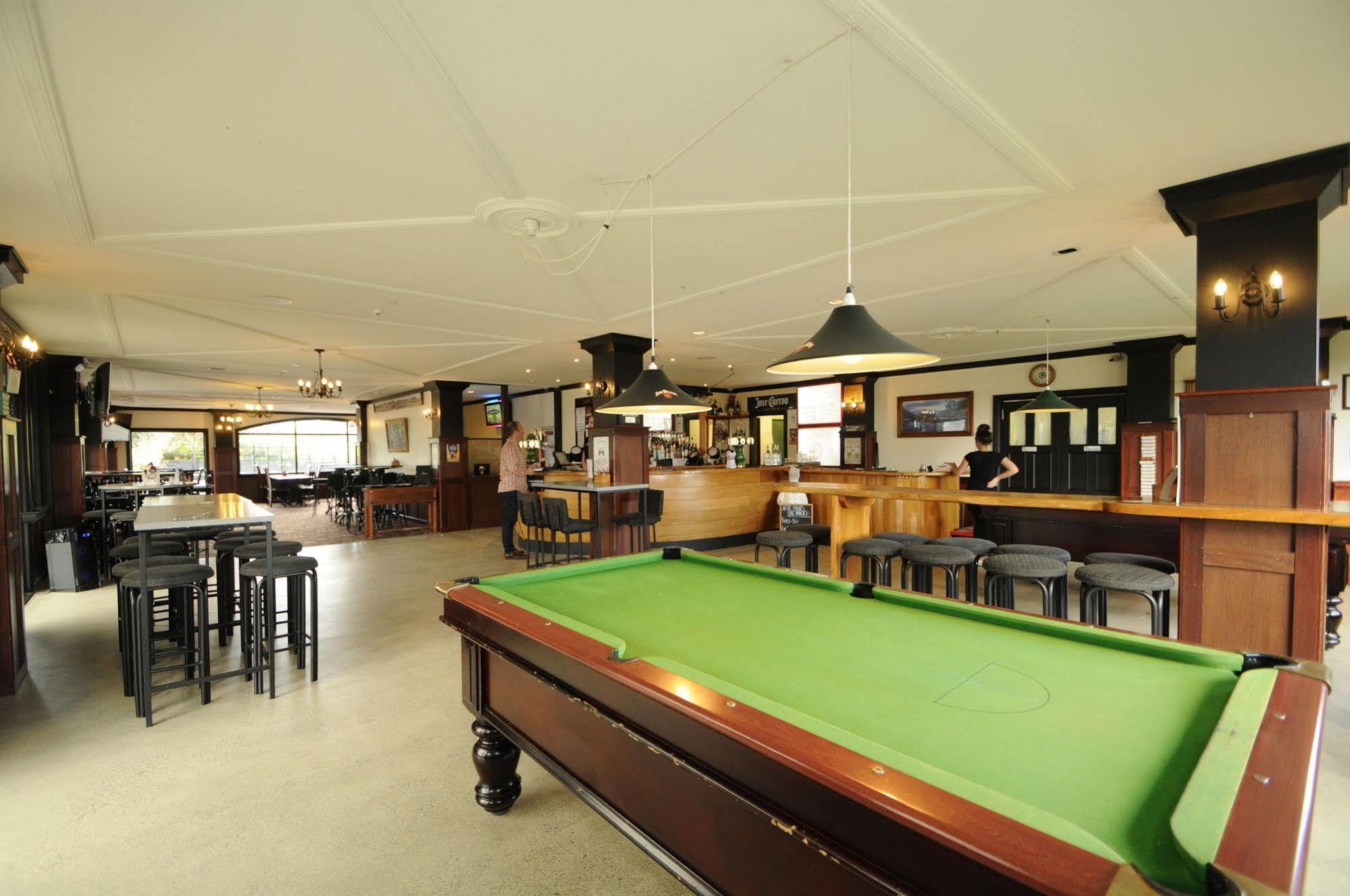 Salty Dog Inn Snells Beach Exterior foto
